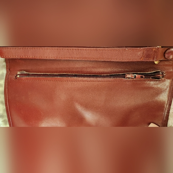 Cartier Clutch - Picture 15 of 16